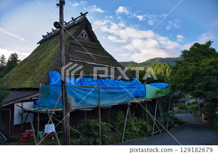 山京都:深山茅草屋村 4 的茅草屋頂重修 山京都:深山茅草屋村 4 的茅草屋頂重修 129182679