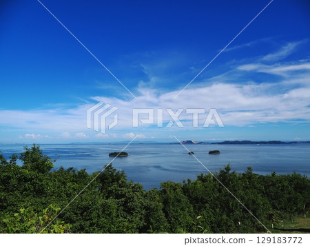 View of the Harima Sea from Cape Manyo in the summer of 2025 View of the Harima Sea from Cape Manyo in the summer of 2025 129183772