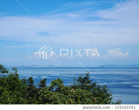 2025年夏天從萬葉岬眺望播磨海 2025年夏天從萬葉岬眺望播磨海 129183781