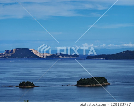 2025年夏天從萬葉岬眺望播磨海 2025年夏天從萬葉岬眺望播磨海 129183787