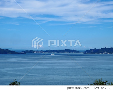 View of the Harima Sea from Cape Manyo in the summer of 2025 129183799