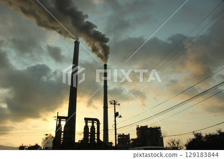 SDGs Global Environment Factory Pollution "Smoke from the Chimney! Industrial Complex" Yamaguchi Prefecture Tourism SDGs Global Environment Factory Pollution "Smoke from the Chimney! Industrial Complex" Yamaguchi Prefecture Tourism 129183844