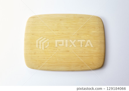 4 cutting boards 4 cutting boards 129184066