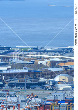 大阪關西世博會的大屋頂環(大阪府大阪市此花區) 大阪關西世博會的大屋頂環(大阪府大阪市此花區) 129187616