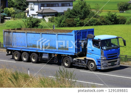 廢料運輸車 129189881