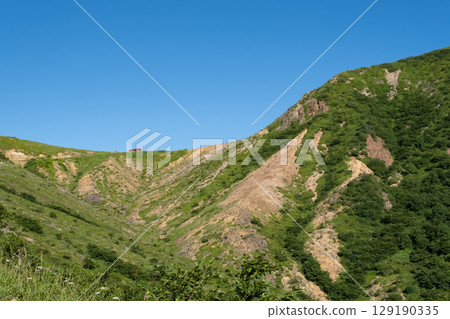 Scenery of the hiking trail and teahouse on the peak of Mount Nasu, Tochigi Prefecture Scenery of the hiking trail and teahouse on the peak of Mount Nasu, Tochigi Prefecture 129190335