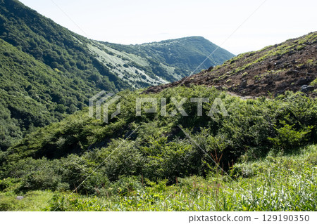 栃木縣那須山登山道的風景 129190350