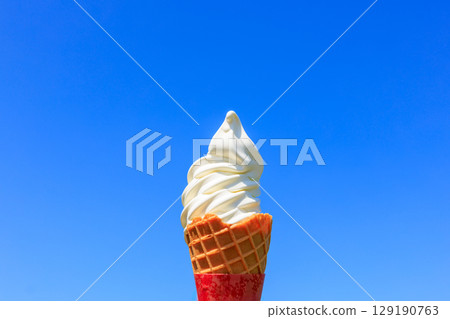 Soft cream  129190763