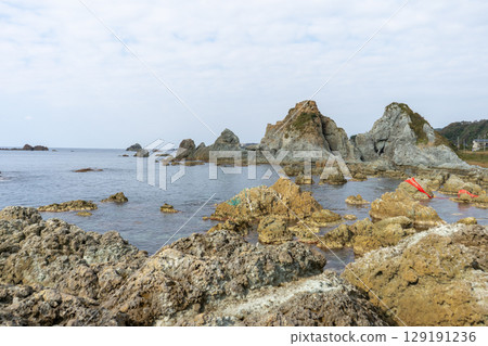 Sado Island, Niigata Prefecture, Sado City, Sado Island, Nanaura Coast, Married Couple Rocks 129191236