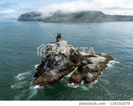Tillamook Lighthouse Pacific Ocean Shore Coast 129192079