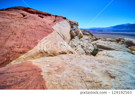 Red Rock Canyon Layers Nevada Eye Level Perspective Red Rock Canyon Layers Nevada Eye Level Perspective 129192563