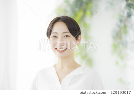 Refreshing women Refreshing women 129193017