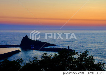 夕飛台展望台的夕陽(北海道斜裡町) 夕飛台展望台的夕陽(北海道斜裡町) 129194179