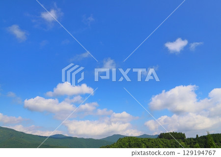 藍天白雲山 藍天白雲山 129194767