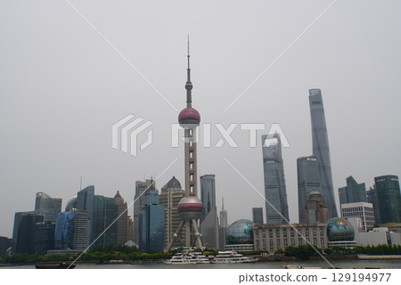 Shanghai cityscape from the Bund 129194977