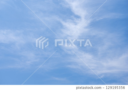 夏日的天空，藍天，晴朗，夏天，八月的圖像[神奈川縣] 129195356