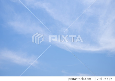 夏日的天空，藍天，晴朗，夏天，八月的圖像[神奈川縣] 129195546