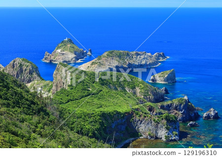[島根縣] 晴朗的日子裡的隱岐島白島海岸（道後） 129196310