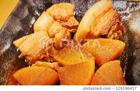 這才是我真正想吃的：紅燒肉和蘿蔔 129196457