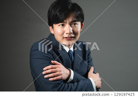 穿西裝的年輕人商業形象 129197425