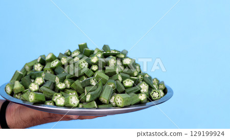Chopped Fresh Okra in Steel plate 129199924