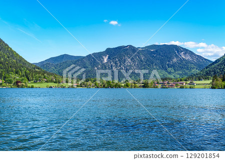 Hiking trail around Lake Schliersee in the bavarian alps at Schliersee, Upper Bavaria, Germany in Europe 129201854