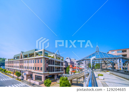 日本橫濱城市景觀，俯瞰橫濱市營地鐵中川站（東京都會大學橫濱校區前） 129204685