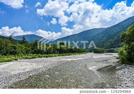 The great outdoors of Kamikochi, Nagano Prefecture The great outdoors of Kamikochi, Nagano Prefecture 129204969