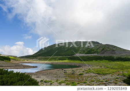 Mount Norikura in the Northern Alps of Japan Mount Norikura in the Northern Alps of Japan 129205849