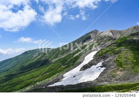 Mount Norikura in Japan's Northern Alps Mount Norikura in Japan's Northern Alps 129205948