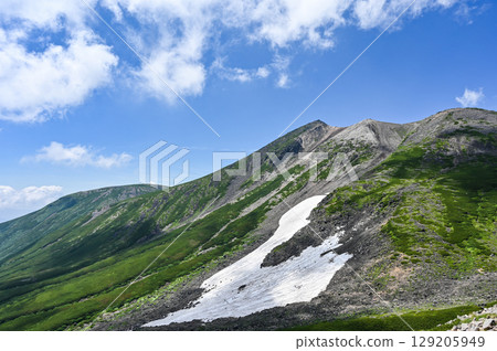Mount Norikura in Japan's Northern Alps Mount Norikura in Japan's Northern Alps 129205949