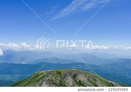 日本北阿爾卑斯山的乘鞍山 129205993