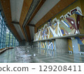 The interior of Gunma Music Center is even more artistic than its exterior. 129208411