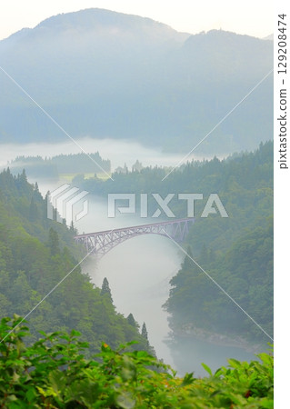 Yami line of river fog Yami line of river fog 129208474
