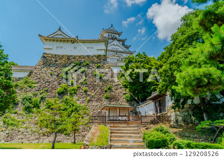 East side of Himeji Castle 129208526