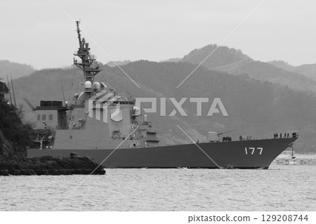愛宕號驅逐艦的外觀（單色） 129208744