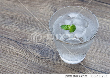 冰薄荷水 冰薄荷水 129211705