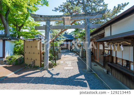 Ryuogu Hidegosha Shrine near Seta no Karahashi Bridge, Otsu City, Shiga Prefecture 129213445