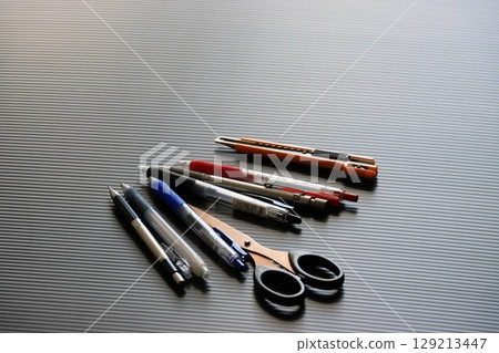 Scissors, pen, and utility knife: craft tools Scissors, pen, and utility knife: craft tools 129213447