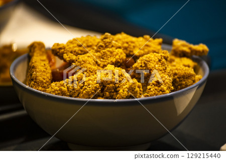 豐盛午餐：鄧通泰式蒸骨飯 129215440