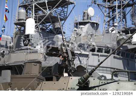 M2 heavy machine gun 129219084