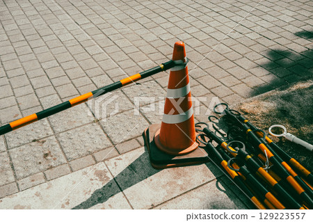 使用彩色錐體進行交通管制的準備 129223557