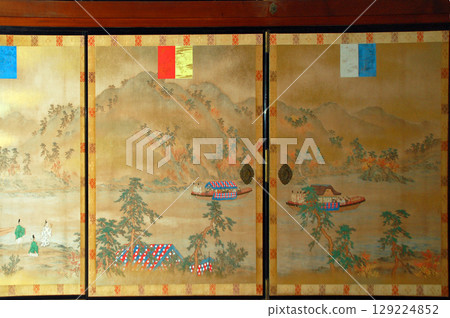 Kyoto Ninnaji Temple Imperial Palace Garden Shinden Sliding Door Painting Kyoto Ninnaji Temple Imperial Palace Garden Shinden Sliding Door Painting 129224852