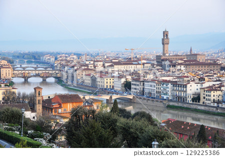 View of the right bank of the Arno River from Piazzale Michelangelo, Florence, Italy 129225386