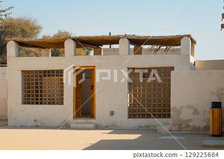 building, castle, fortress 129225684