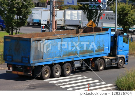scrap transport vehicle scrap transport vehicle 129226704