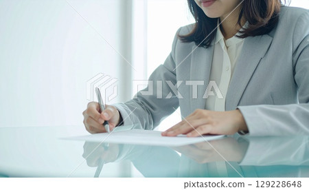 Business person during the meeting 129228648