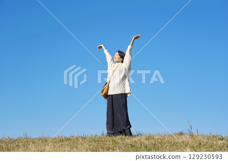 女人，中年，伸展運動，全身 129230593