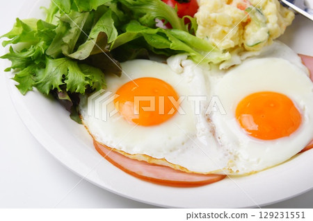 Ham Egg Breakfast Ham Egg Breakfast 129231551