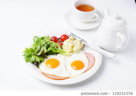 Ham Egg Breakfast Ham Egg Breakfast 129231558